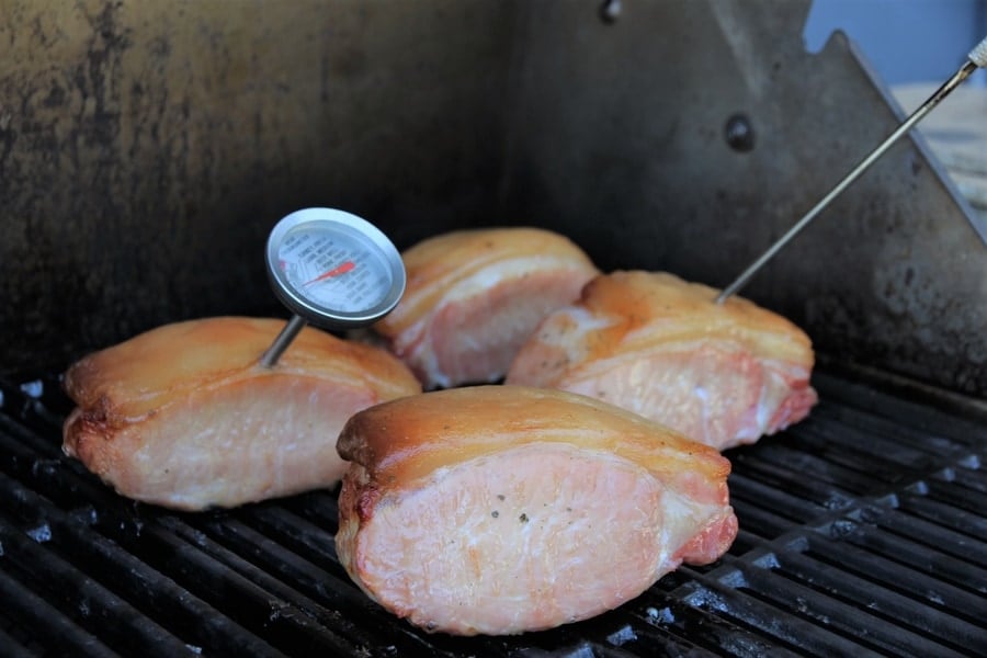 Grill and Smoke Like a Pro: Tips for Using a Meat Thermometer