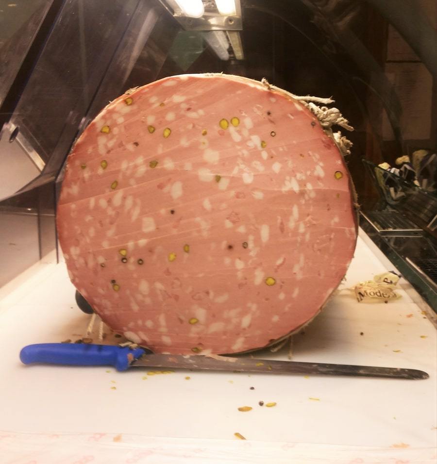 Mortadella with pistachio large